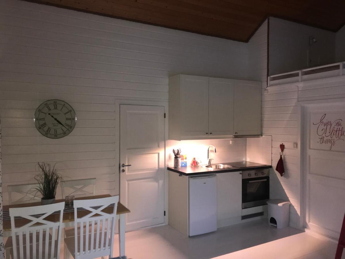 Waterfront Twin Cabin Villa Stamsund Luaran gambar