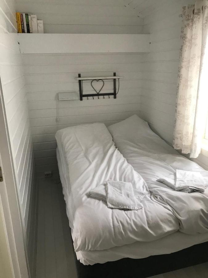 Waterfront Twin Cabin Stamsund Luaran gambar